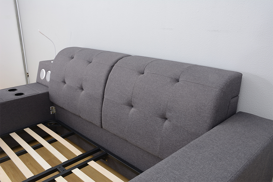 Struttura letto imbottita integrata per il tempo libero con altoparlante Bluetooth 1550