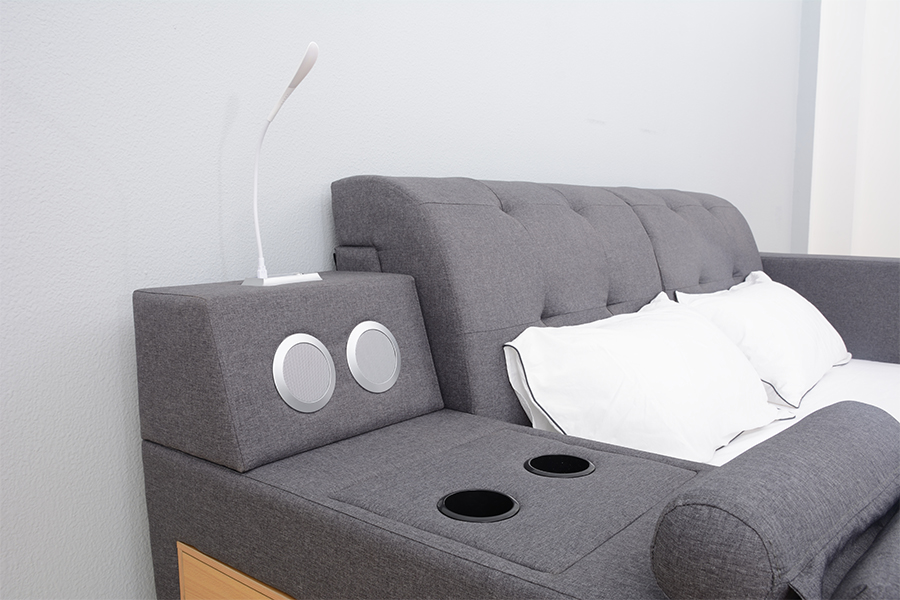 Struttura letto imbottita integrata per il tempo libero con altoparlante Bluetooth 1550