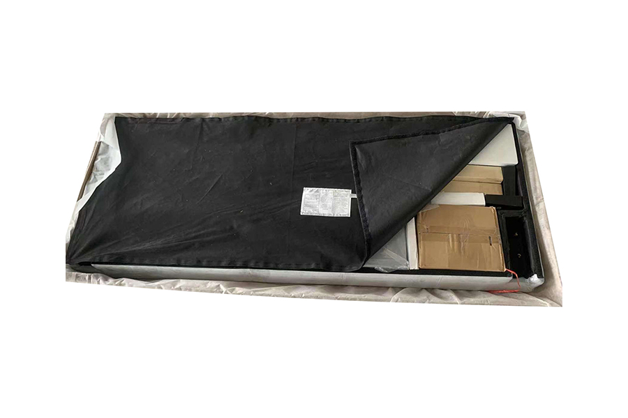Letto imbottito con testiera capitonnè in tessuto grigio N7