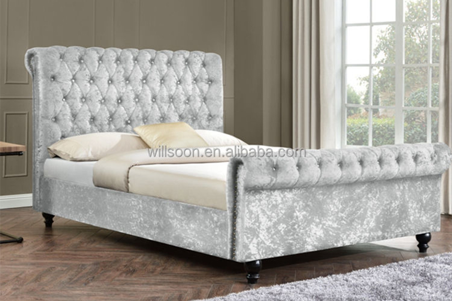1153 Letto imbottito di design a forma di S in tessuto di velluto
