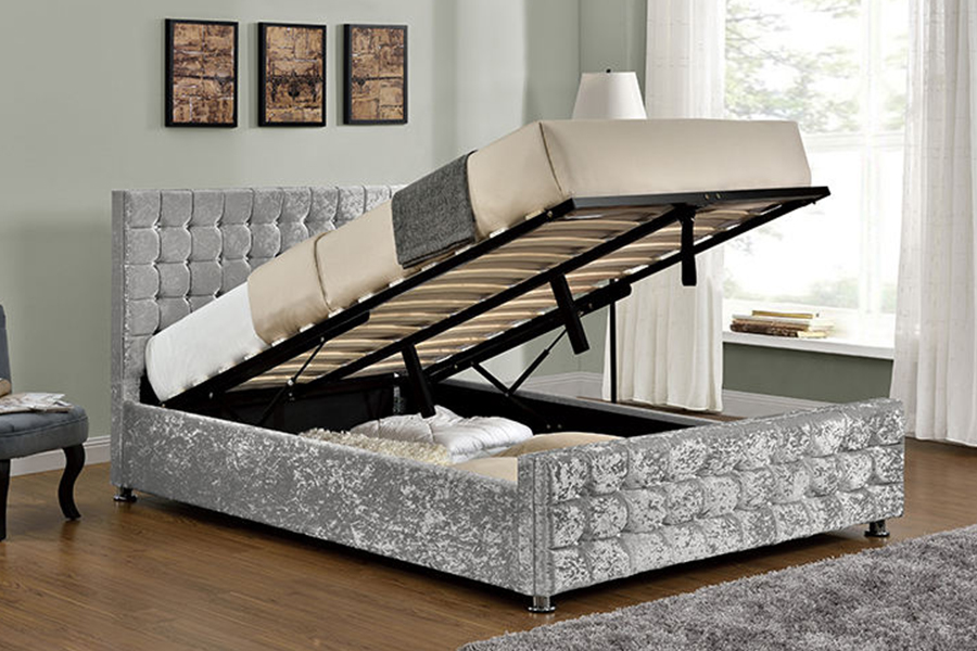 1150 Letto imbottito con struttura in legno in morbido tessuto