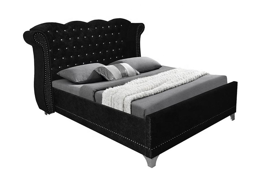 1245 Letto imbottito per uso domestico con struttura in legno in stile britannico
