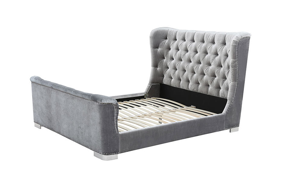 1413 Letto imbottito con piattaforma imbottita dal design moderno