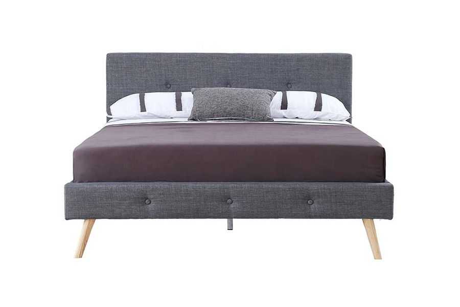 1368 Letto imbottito dal design scandinavo elegante