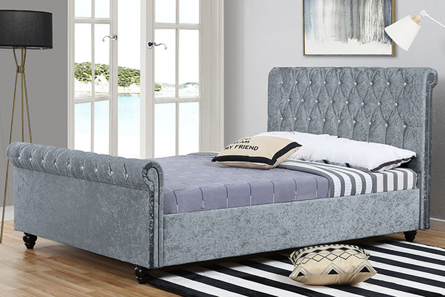 1366 Letto moderno imbottito in tessuto di velluto a slitta