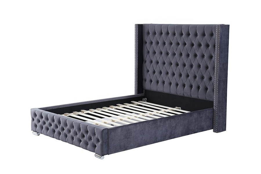 1351 Letto imbottito dal design moderno e di lusso