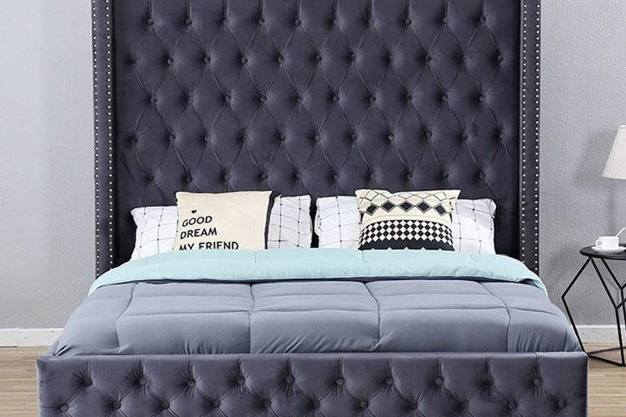 1351 Letto imbottito dal design moderno e di lusso