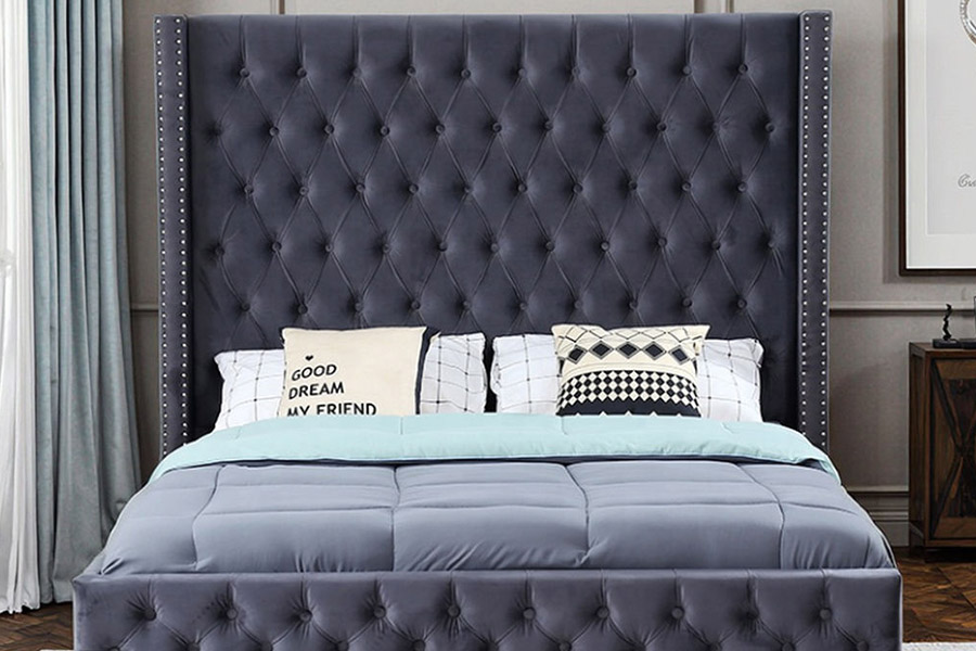 1351 Letto imbottito dal design moderno e di lusso
