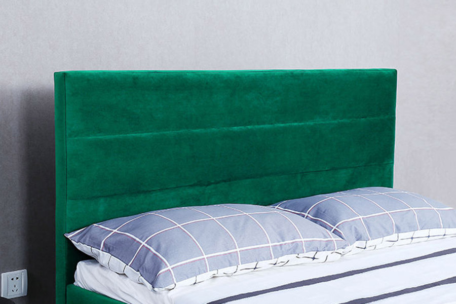 1347 Letto King Size di Lusso Letto Imbottito dal Design Moderno