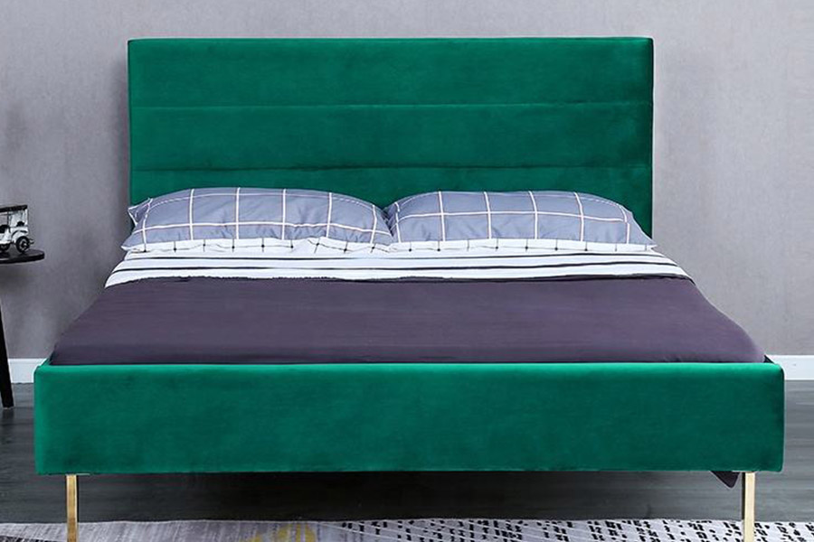 1347 Letto King Size di Lusso Letto Imbottito dal Design Moderno