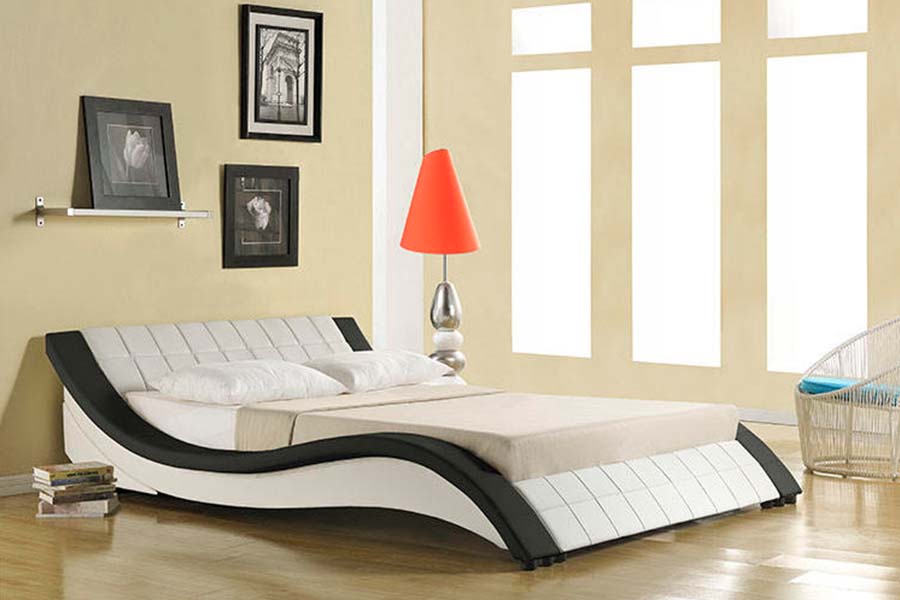 Letto imbottito in pelle dal design classico curvo 1840