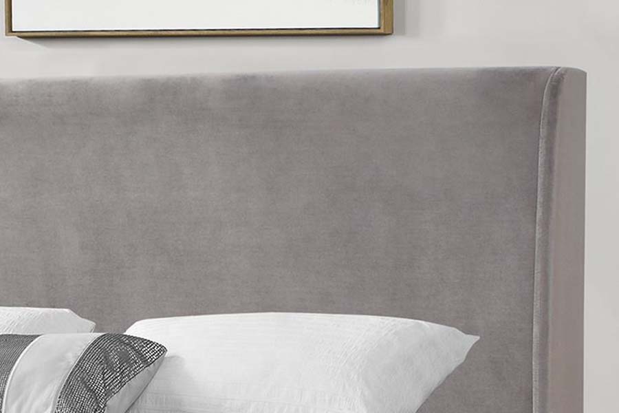Letto imbottito con struttura letto a grandezza naturale 1575