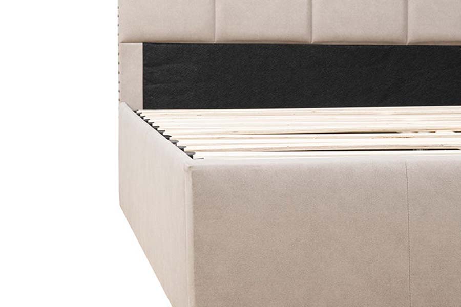 1616 Letto imbottito King Size in morbido tessuto dal design a bottoni