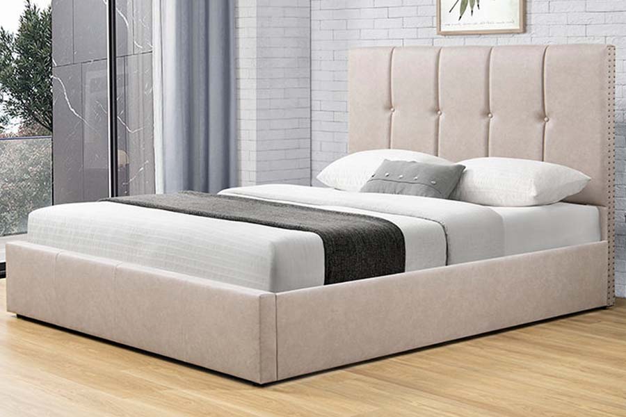 1616 Letto imbottito King Size in morbido tessuto dal design a bottoni