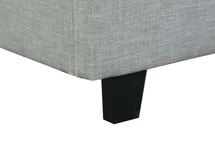 1465 Letto imbottito a grandezza naturale con struttura in legno