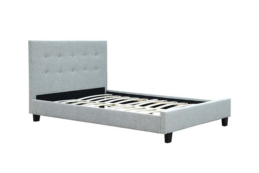 1465 Letto imbottito a grandezza naturale con struttura in legno