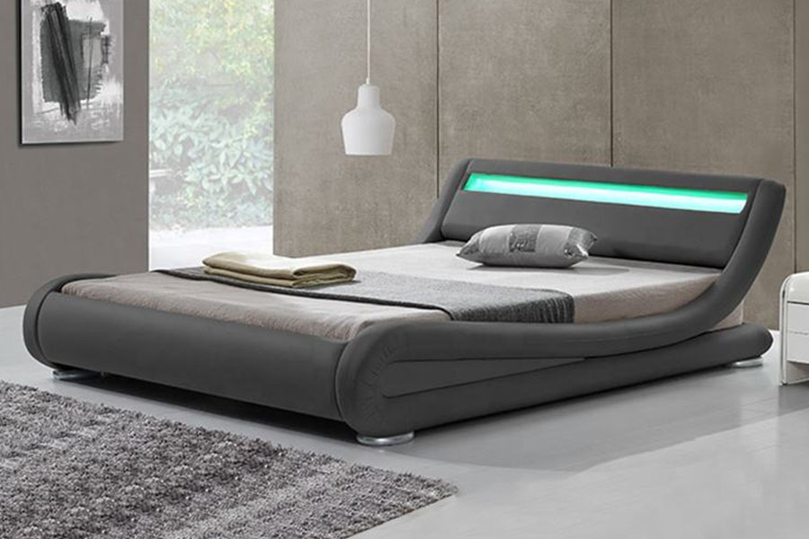 Letto imbottito moderno in tessuto 1881