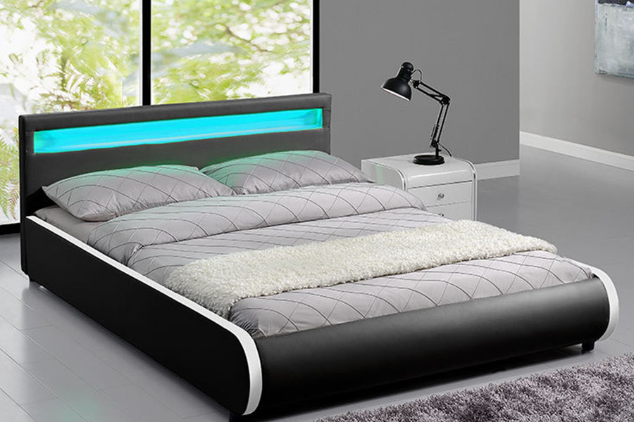 1125-1 Letto imbottito doppio in legno massello di pelle PU