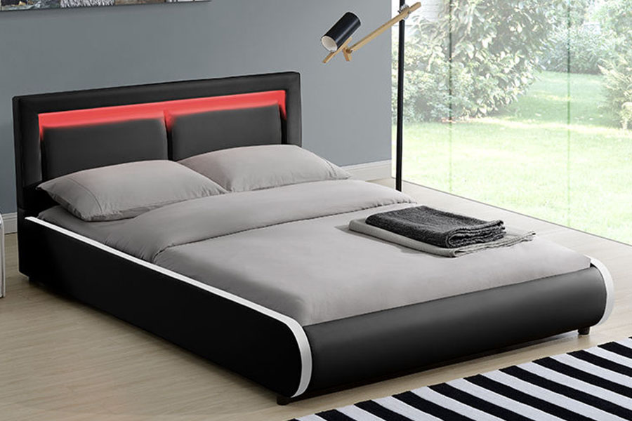1124-1 Struttura letto imbottita in pelle imbottita moderna europea a LED