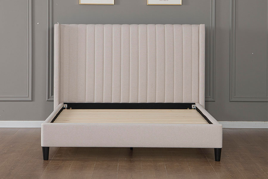 4905 Letto con piattaforma minimalista in lino trapuntato
