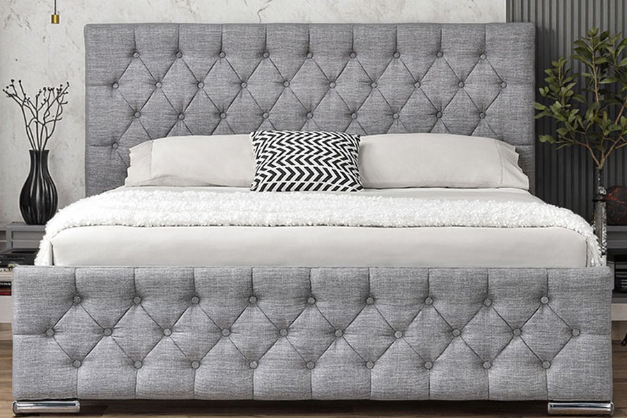 1253G Telaio letto contenitore idraulico con gambe cromate in tessuto grigio trapuntato a diamante